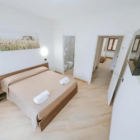Guest 144 * San Giovanni in Fiore