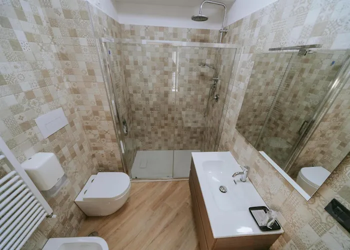 לינה וארוחת בוקר Guest 144 3*